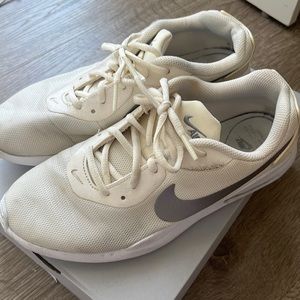 Nike Cream 👟